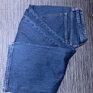 Abercrombie & Fitch 90’s Relaxed Jean High Rise- Dark Blue Curve Love